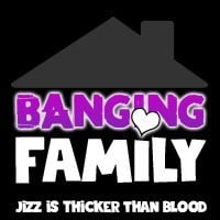 Порно студия Banging Family