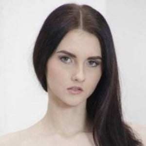 Порнозвезда Crystal Greenvelle (Кристалл Гринвилл)