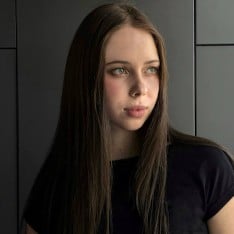Порнозвезда Alice Ross